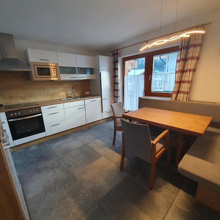 Haus Stefan Apartment นอยชติฟ อิม ชตูไปทัล ภายนอก รูปภาพ