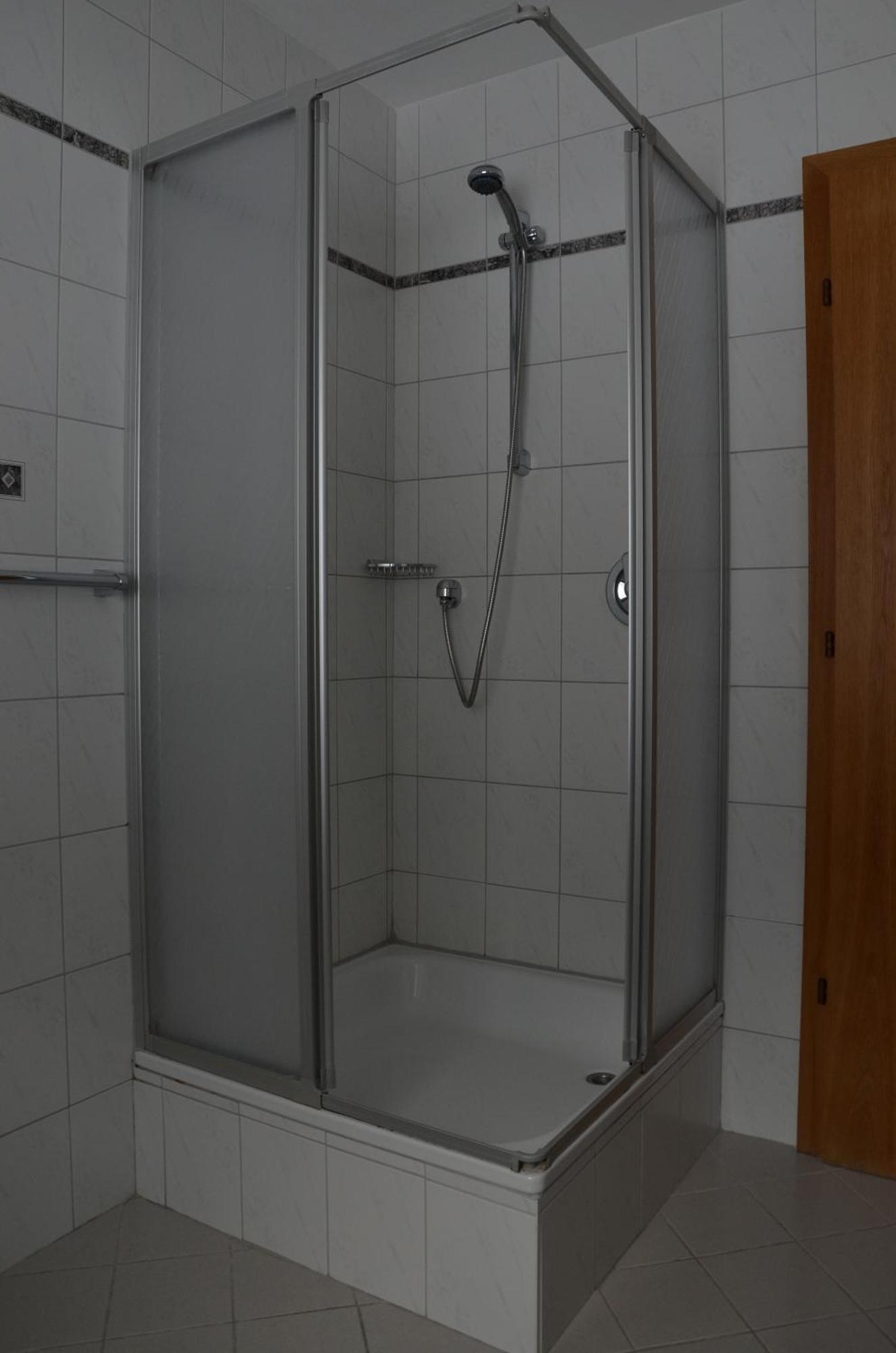 Haus Stefan Apartment นอยชติฟ อิม ชตูไปทัล ภายนอก รูปภาพ
