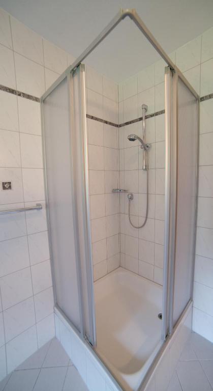 Haus Stefan Apartment นอยชติฟ อิม ชตูไปทัล ภายนอก รูปภาพ