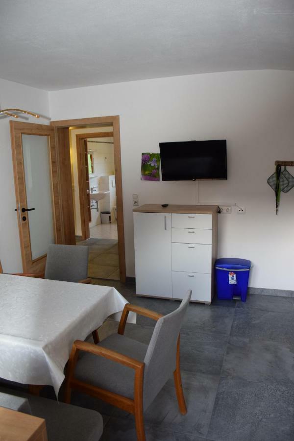 Haus Stefan Apartment นอยชติฟ อิม ชตูไปทัล ภายนอก รูปภาพ